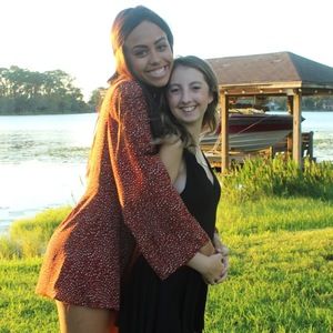 Meet your Posher, Jenna